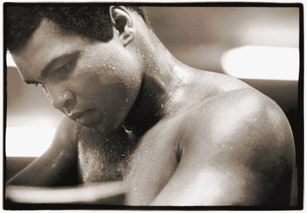 15 Unseen And Candid Photos of Muhammad Ali From His Private Photographer