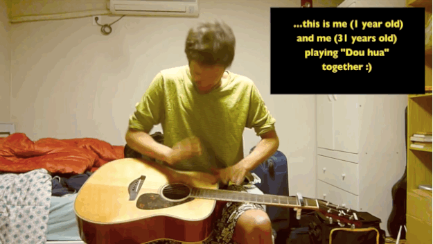 Olha essa combinação de violão e percussão! Quem som legal e suave!