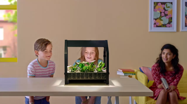 The kit, called the Krydda/Växer series, is not the first indoor hydroponic gardening kit on the market, but a spot on Ikea's shelves could make the once niche activity accessible to a mainstream audience."The challenge was to make growing plants in a hydroponics system simple, so that anyone could succeed," Helena Karlén from the Swedish University of Agricultural Sciences says on Ikea's website.