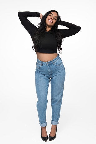 We Tried Mom Jeans And We Were Surprised AF
