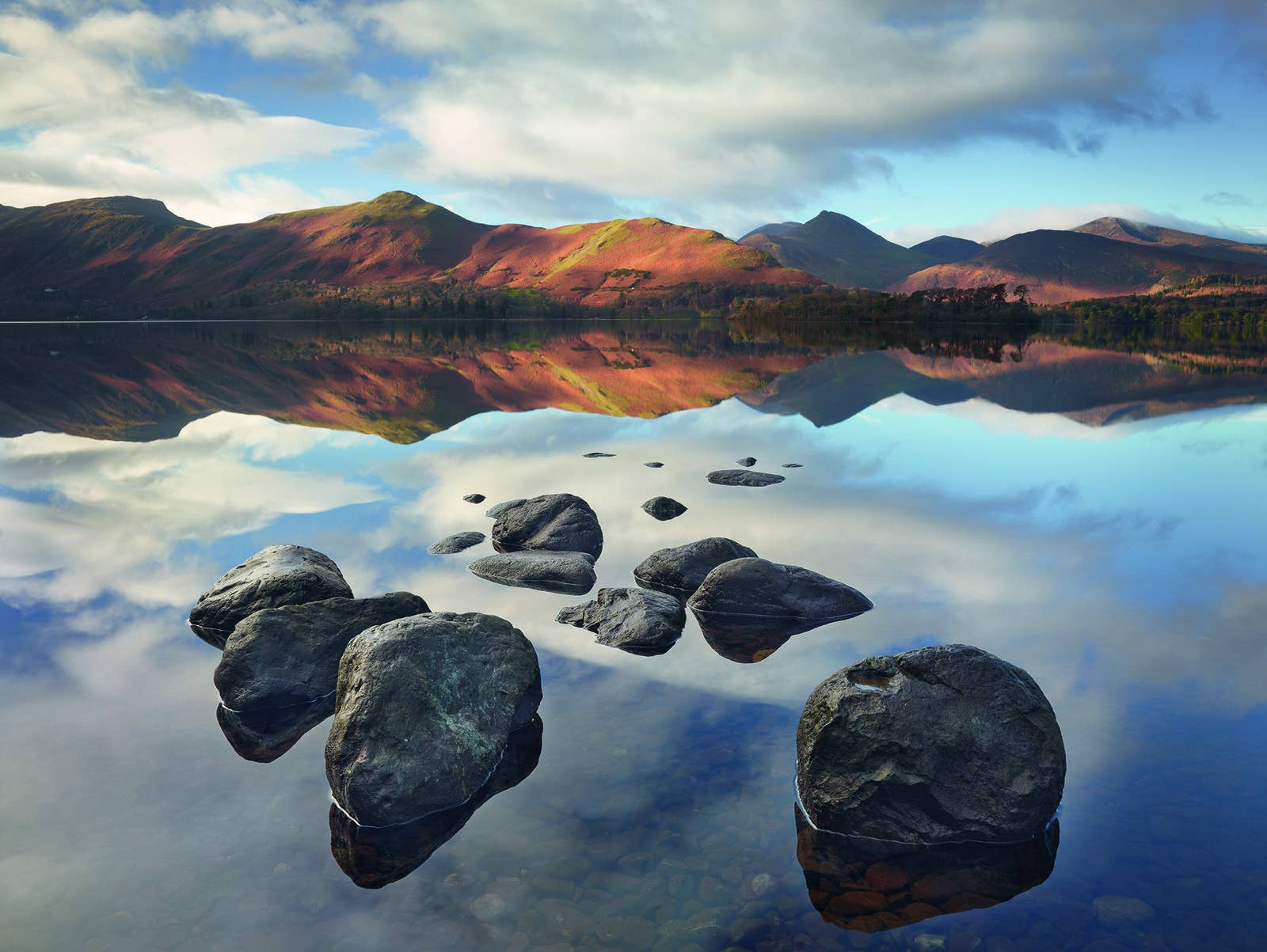 11 Breathtaking Photos Of Places That Are Unmistakably British