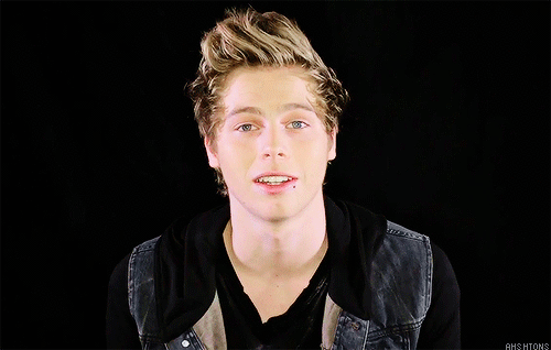Luke Hemmings