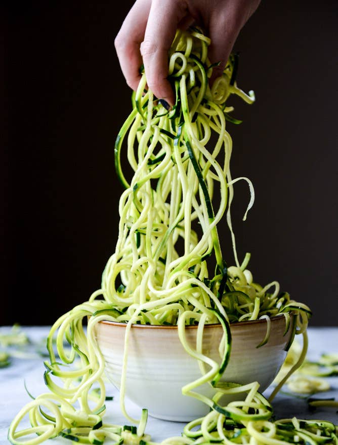 Spiralizer for Veggies, 4 in 1 Zoodles Spiralizer, Zucchini Noodle