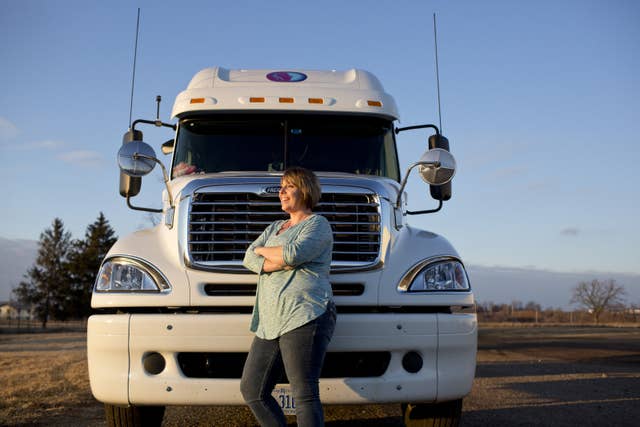 The Revolutionary Routine Of Life As A Female Trucker
