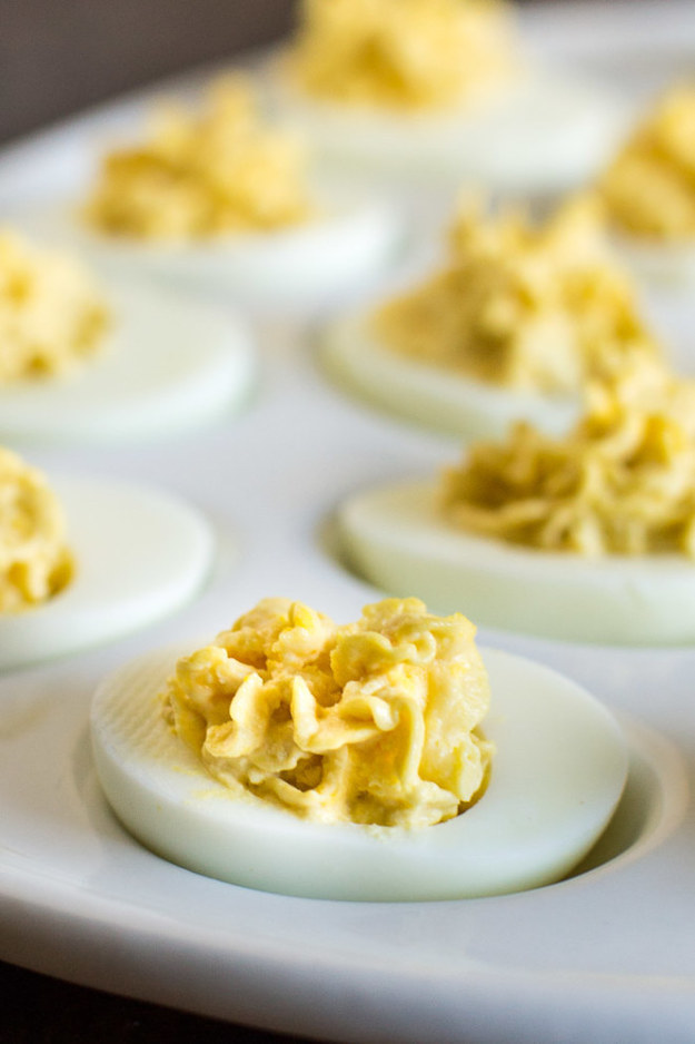 Easy Deviled Eggs With Dill and Paprika