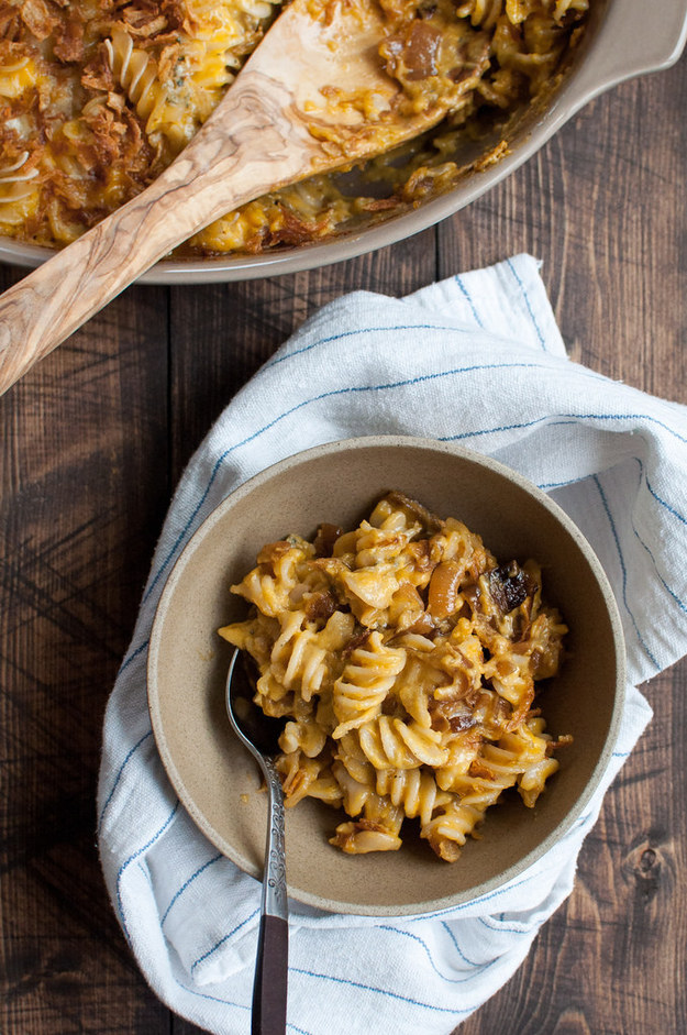 Caramelized Onion Mac and Cheese