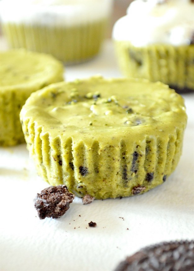 Mini Matcha Green Tea Oreo Cheesecakes