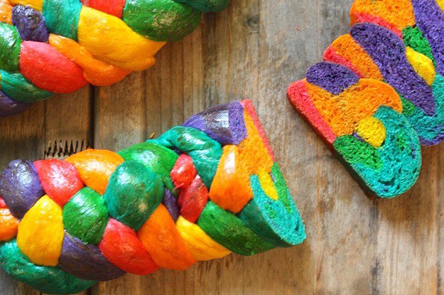 21 Tie-Dyed Foods That Are Actual Works Of Art
