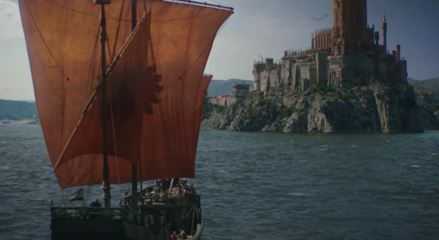 Away from winter's reaches (for now), we see Jaime arrive back in King's Landing with the body of his recently murdered daughter.