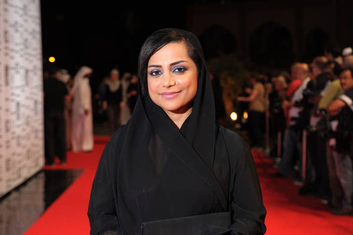 Nayla Al Khaja est l'une des rares réalisatrices aux Émirats arabes unis, elle est également productrice à la tête de la maison de production D-Seven qu'elle a créée.