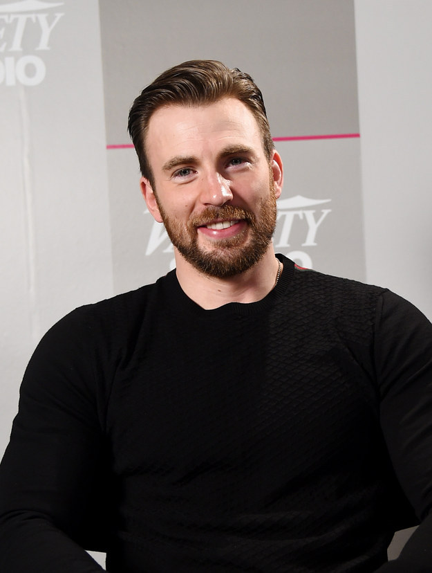 We Need To Take A Moment To Appreciate Chris Evans' Favorite Sweater