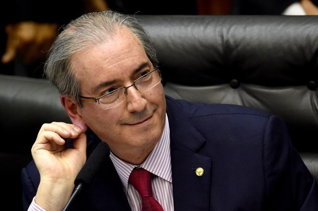 De qualquer forma, o próximo na linha de sucessão de Temer enquanto as novas eleições estiverem em processo, é o presidente da Câmara dos Deputados, Eduardo Cunha (PMDB-RJ).