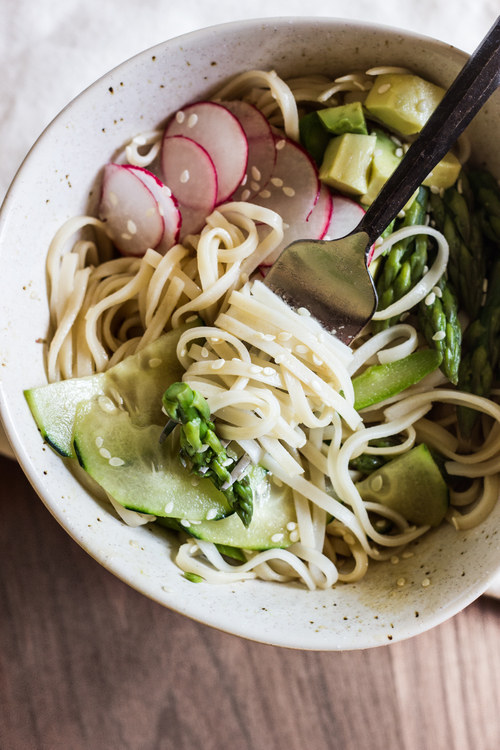 Cold Sesame Noodle Salad with Tahini Honey Dressing