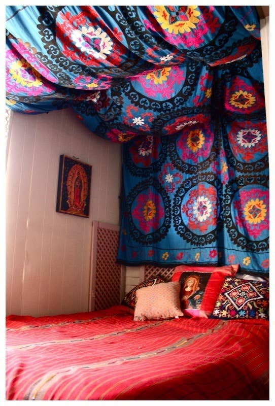19 Cozy Bedroom Ideas That Are 30 Or Less