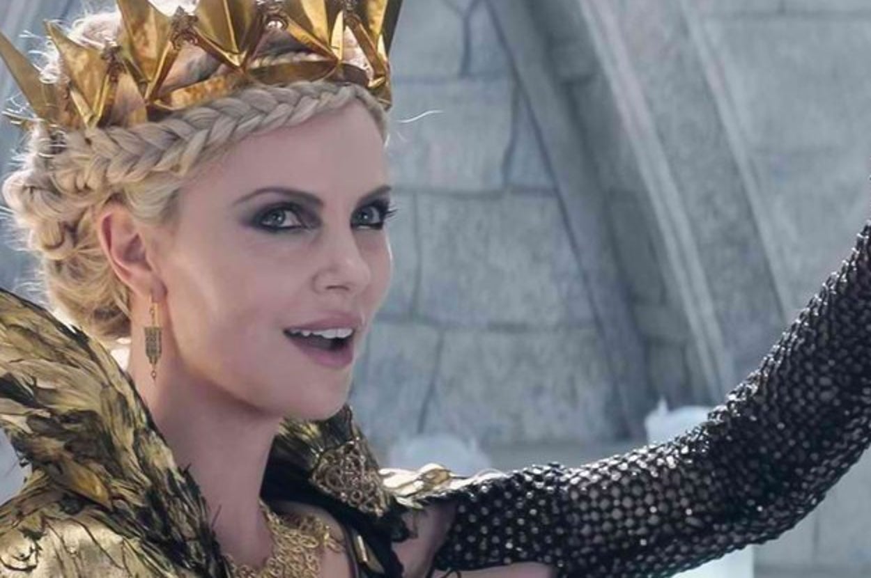 Snow White and the Huntsman Spinoff Leaves Out Kristen Stewart | Vanity Fair, image size:1250x830