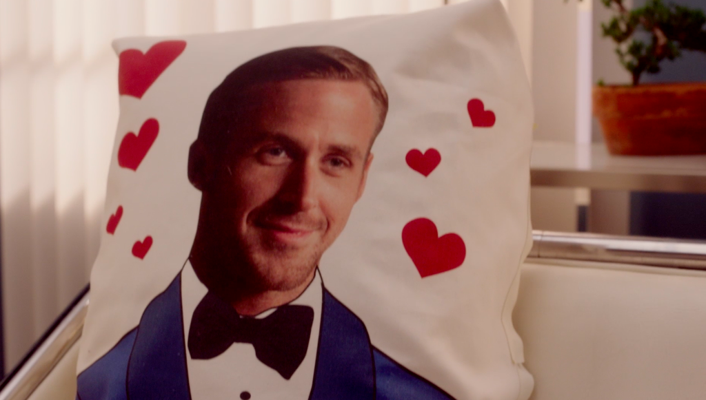 Hey Girl - Ryan Gosling - Pillow