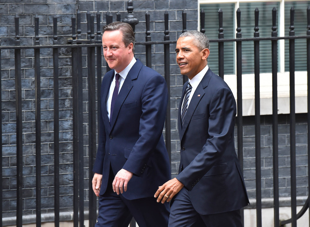 In Pictures: Obama Visits The Globe Theatre As UK Trip Continues