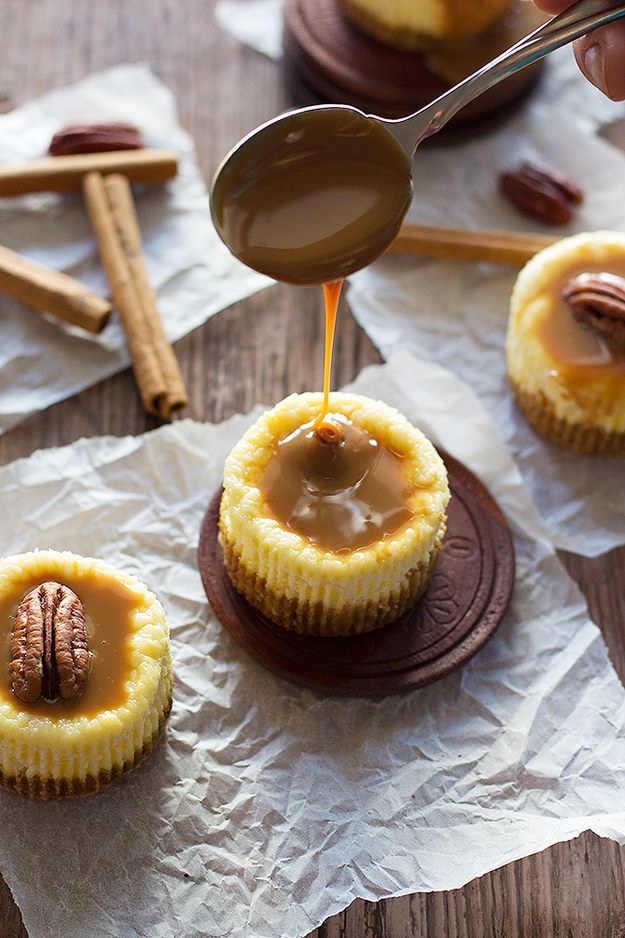 Caramel Pecan Mini Cheesecake