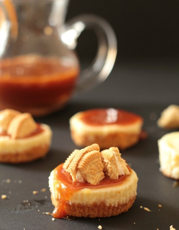 Golden Oreo Salted Caramel Mini Cheesecake