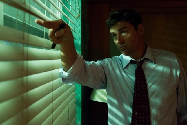 La vida de la familia Rayburn se verá cargada con mucho más drama en esta segunda temporada. El cariño se convertirá en rencor cuando su pasado regrese a perseguirlos mientras hacen lo que pueden por esconder sus secretos. Estos nuevos episodios prometen tensión, mucha tensión. Se estrena el 27 de mayo.