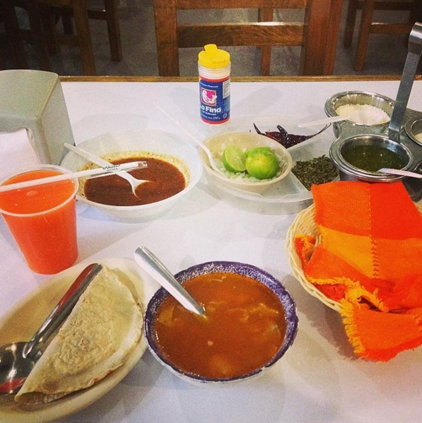¡Para revivir los domingos! Con un cafecito de olla y una quesadilla para quedar a gusto.
