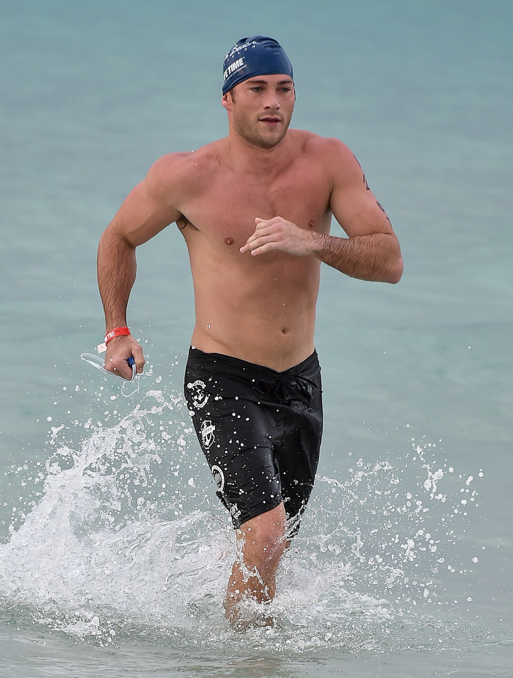 Lets Pretend Scott Eastwood Running I