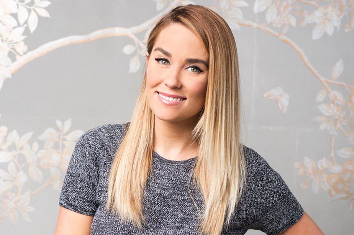 Lauren Conrad Makes A Bouquet That You'd Actually Want To Receive