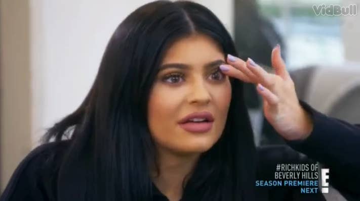 23 Moments From The Kuwtk Season 12 Premiere That Need Explaining Buduchi esche detmi, rodnye bratya sem i din vinchestery okazalis svidetelyami tragicheskoy smerti materi ot ruk. kuwtk season 12 premiere
