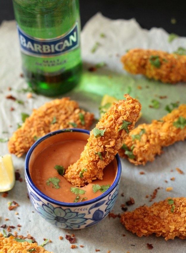 Crispy Baked Chicken Tenders With Garlic BBQ Mayo Sauce