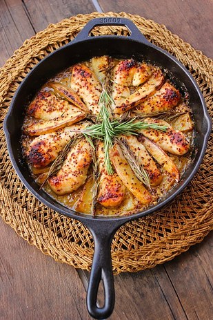 12 Easy Ideas For One-Pot Chicken Dinners