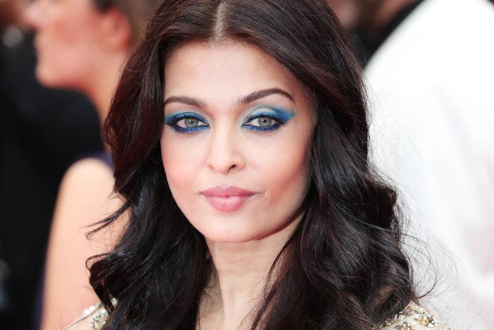 700px x 467px - Aishwarya Rai's Latest Cannes Get-Up Involves Purple Lipstick And Zero Fucks