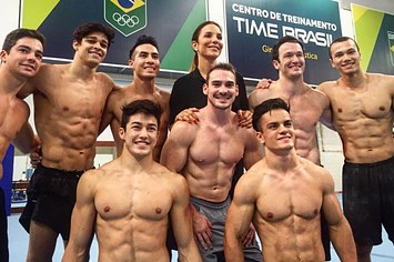 a-equipe-brasileira-de-ginastica-masculi