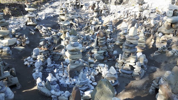 Artist Luke Materi has put hundreds of hours into building a miniature city out of rocks and driftwood in Bragg Creek, Alberta. A big fan of Game of Thrones, Materi named the project Winterfell after starting its construction last summer.