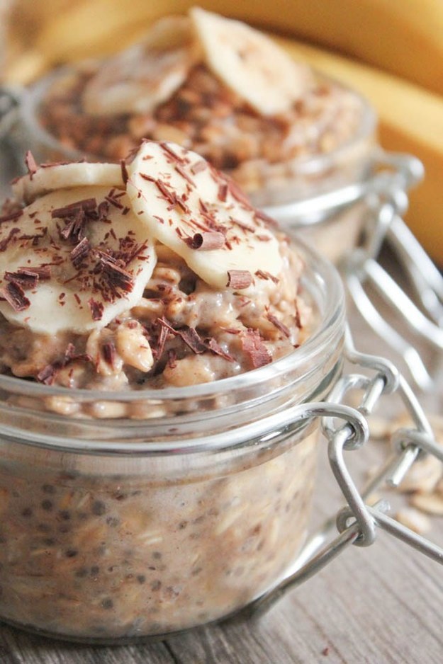 Make these banana peanut butter overnight oats and you'll actually want to wake up to them.