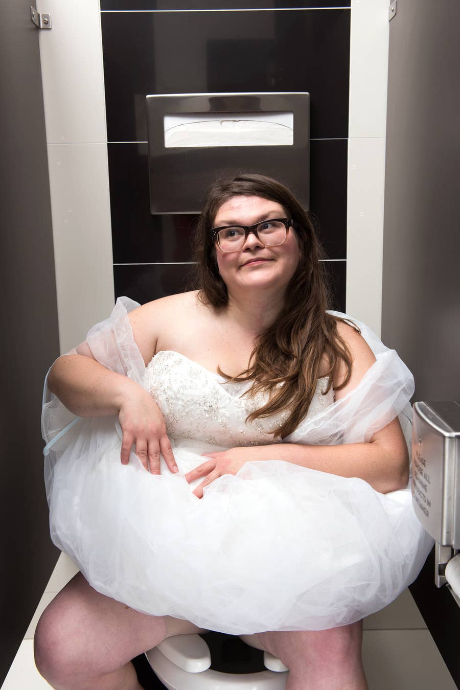 Bridal Buddy Original Genuine Brand Hold Wedding Dress Up, Toilet