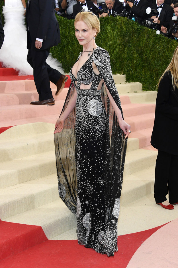 Nicole Kidman Looks Like A Goddamn Queen At The Met Gala