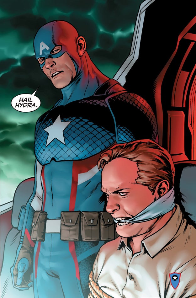 Captain America: Steve Rogers - da Nick Spencer, Jesus Saiz, e di VC Joe Caramagna - vede Steve indietro come Cap al fianco di Sam Wilson.  Si vede anche la rivelazione che Steve Rogers è un membro di Hydra.  E ~ è stato per tutto il tempo. ~ * CUE RECORD-SCRATCH rumore. *