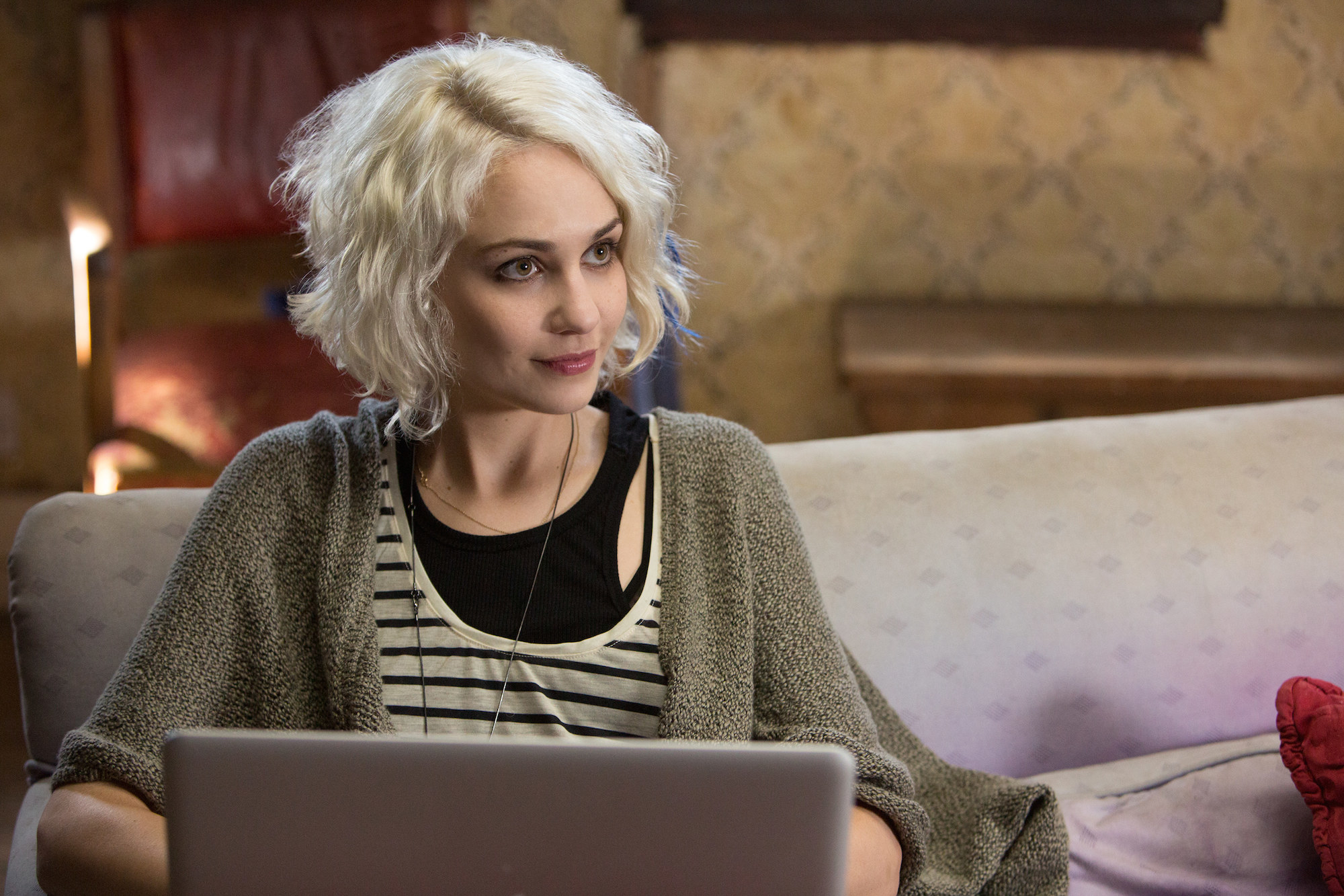 Riley Blue (Tuppence Middleton) .