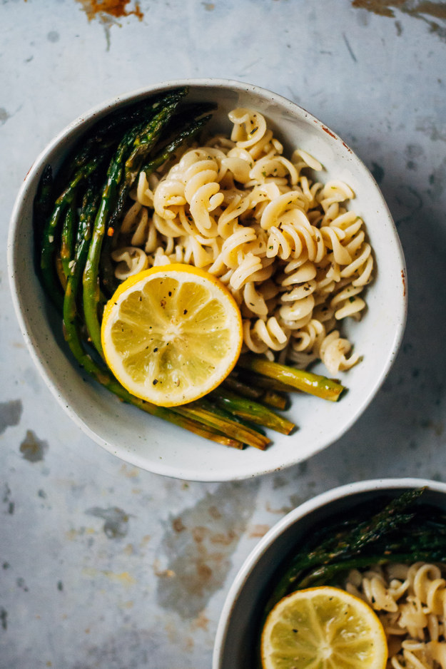 Lemony Herb Pasta With Roasted Asparagus