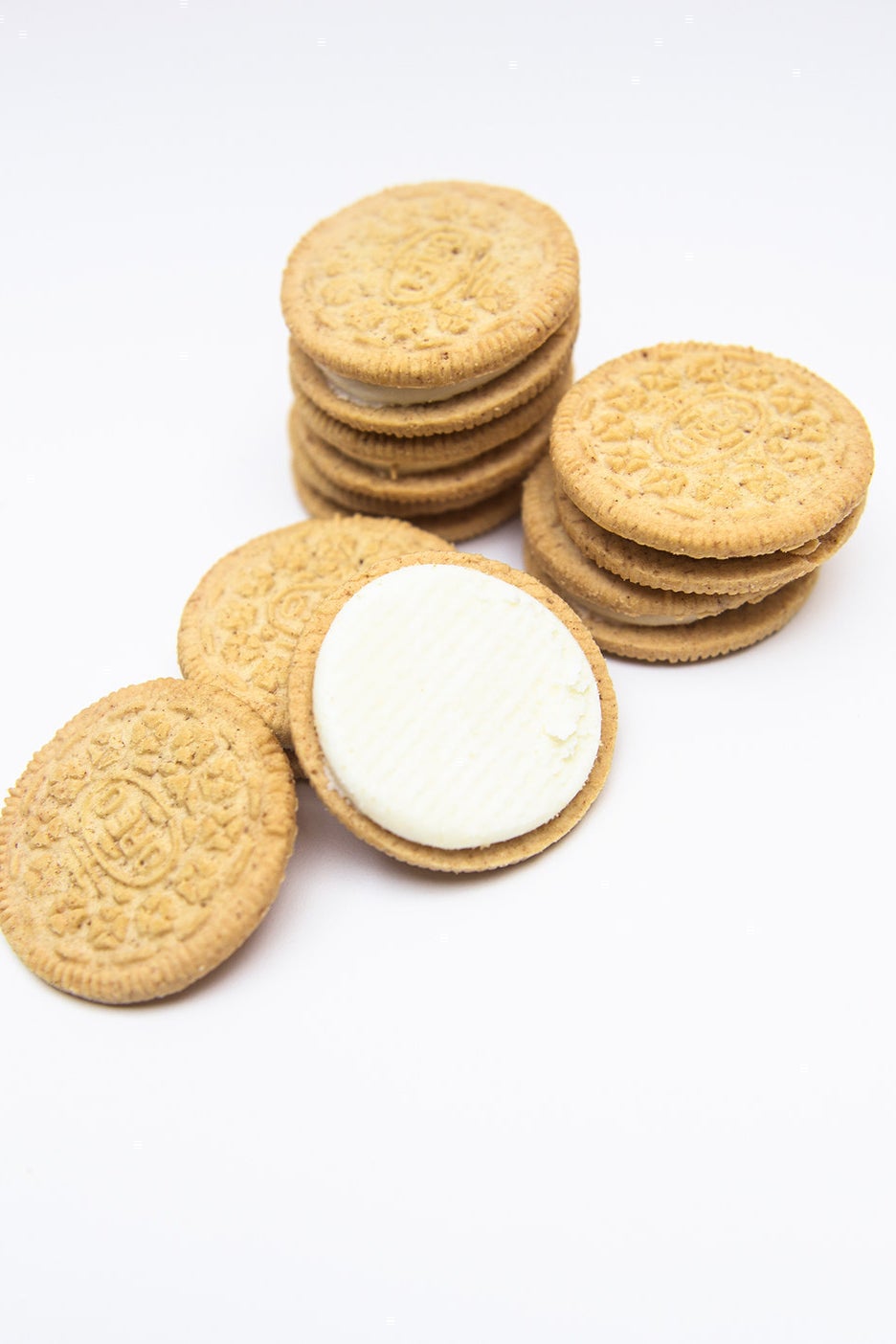 Cinnamon Bun Oreos