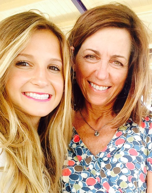 This Mom Tried To Surprise Her Daughter At College And It Went 