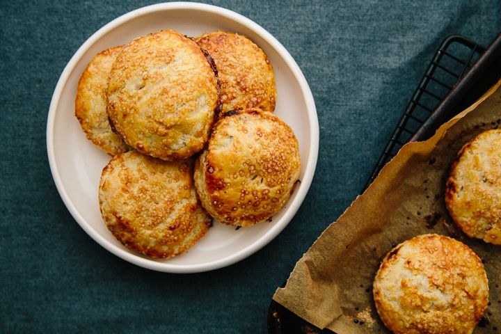 These hand pies are the perfect way to get your morning/midday/mid-afternoon/evening pie fix. Get the recipe.