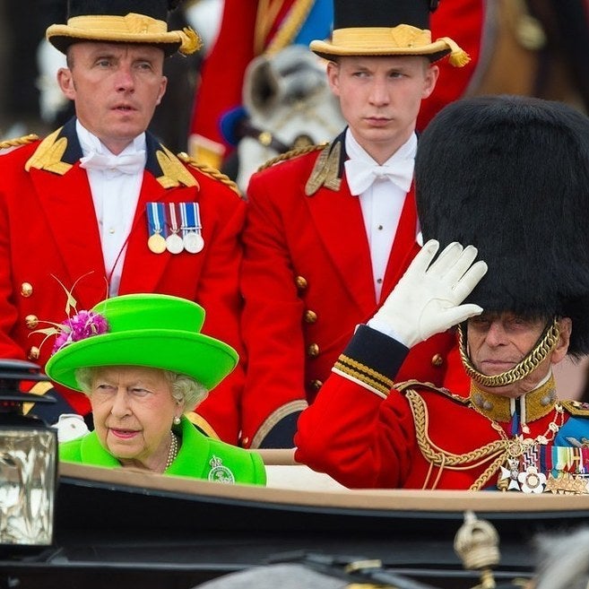 The Queen Wore GREEN For Her 90th Birthday Parade