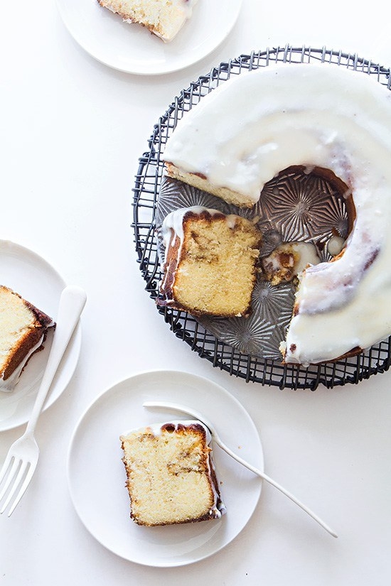 Cinnamon Roll Pound Cake