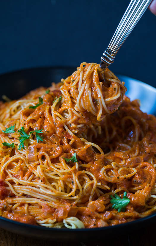 Spicy Tomato Cream Pasta