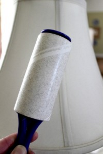 Use a lint roller to get rid of that annoying dust on lampshades. Via BuzzFeed.