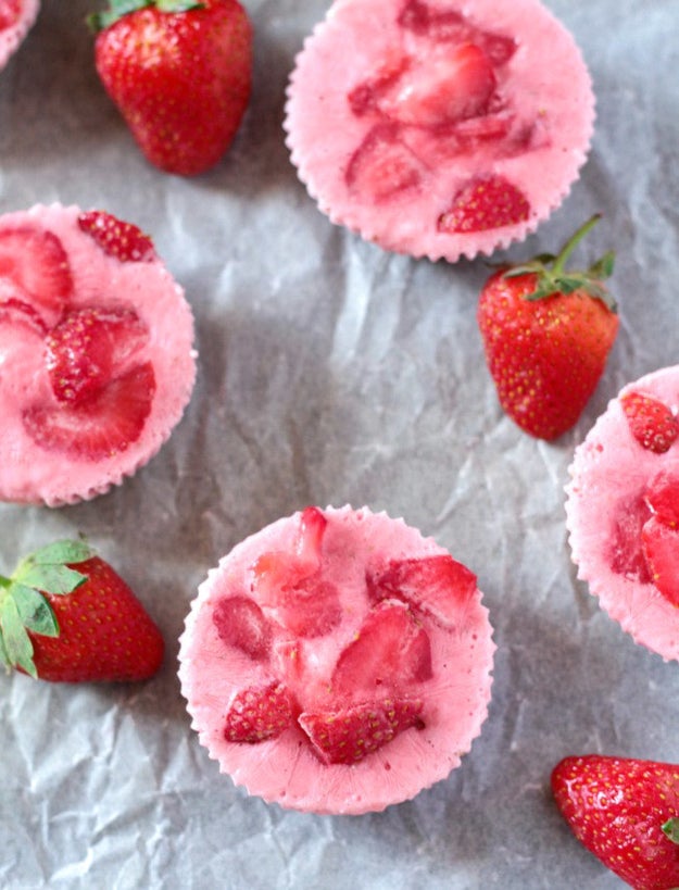 Strawberry Froyo Cheesecake Bites