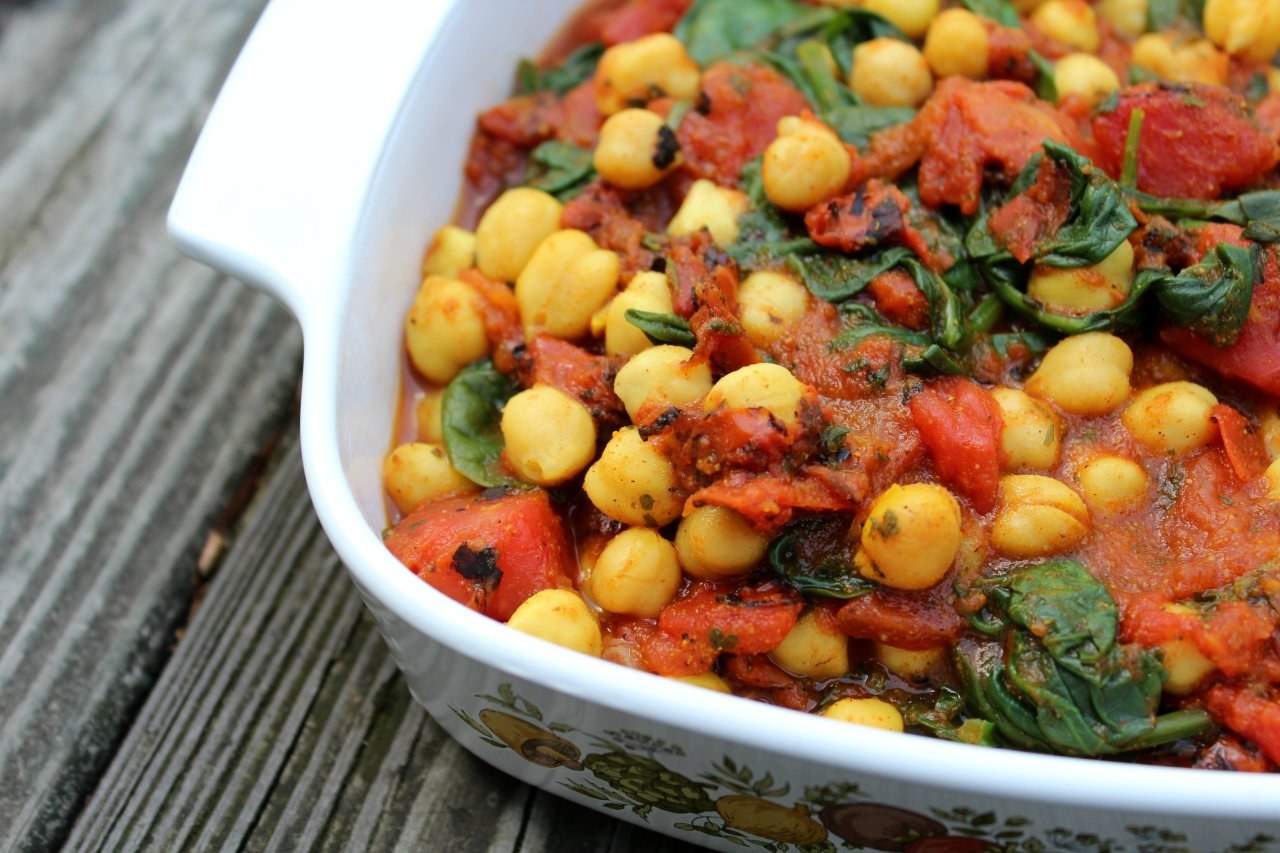 Rebecca says, chana masala is her favorite. Really guys, this vegetarian food one must not miss at all. Flavorful , full of aroma .