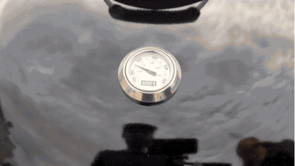 The kettle reflection is one good way to pass the time. Notice we're lasered on 225.