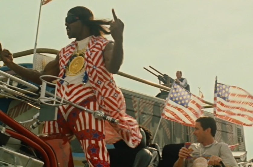 Terry Crews and Luke Wilson in Idiocracy.